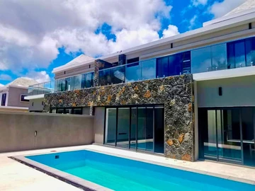 4 Bedroom Villa