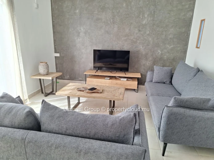Villa With Pool For Rent – Pointe Aux Canonniers