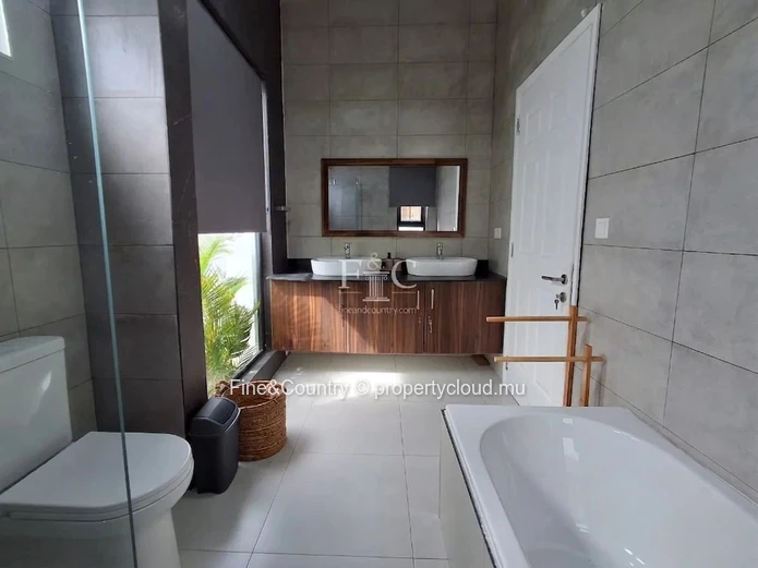 For Rent – Brand new villa in private Residence