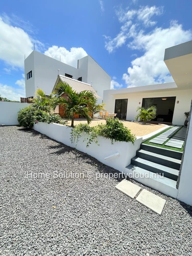 Stunning New Single-Story Villa in Grand Gaube