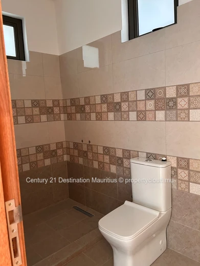New Contemporary 4 bedroom-4 bathrooms Villa-Swimming pool-Trou aux biches , Morcellement Jhuboo