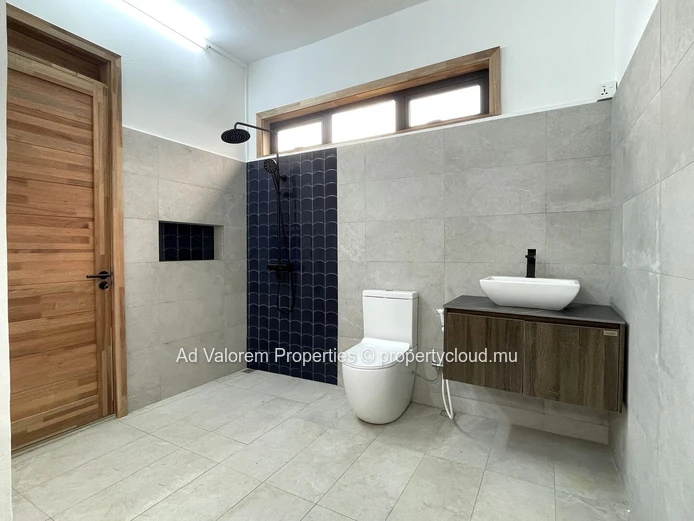 EN EXCLUSIVITÉ – À LOUER - Maison Neuve 3 chambres avec Piscine à Péreybère (Mandat exclusif)