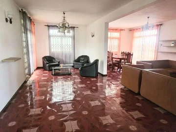 Maison de 5 Chambres