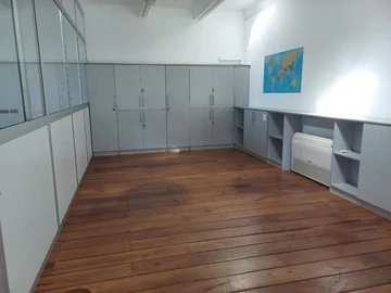 Bureau de 10 Chambres