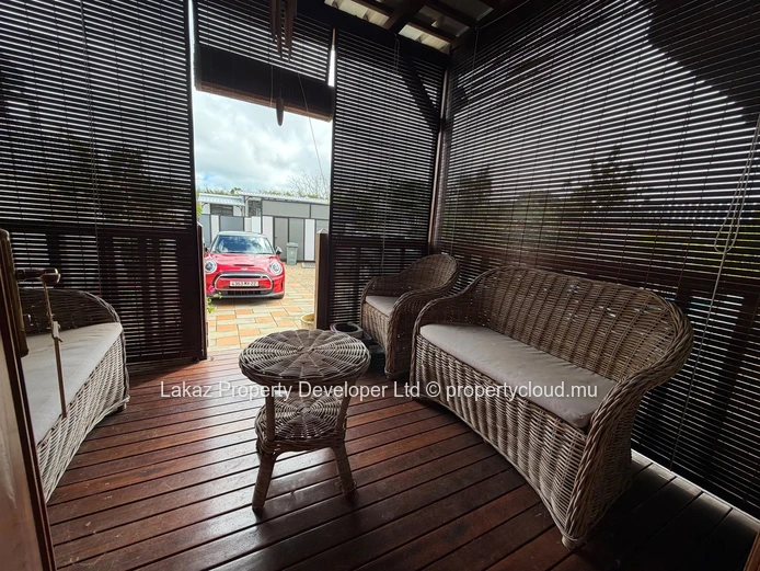 Furnished 3-Bedroom House with Private Pool in Sottise
