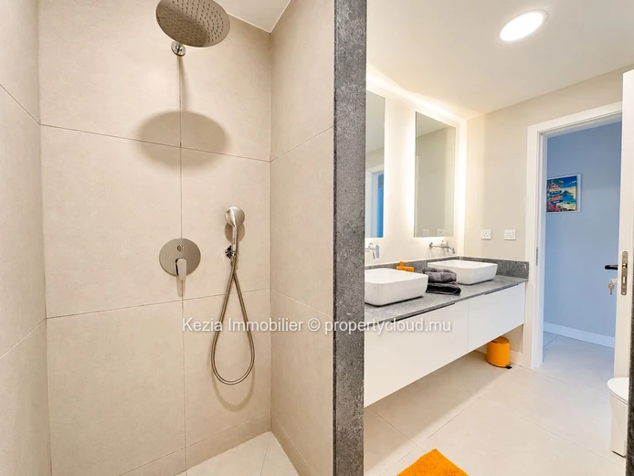 An Intimate Cocoon With A Private Pool Just A Stone's Throw From The Beach