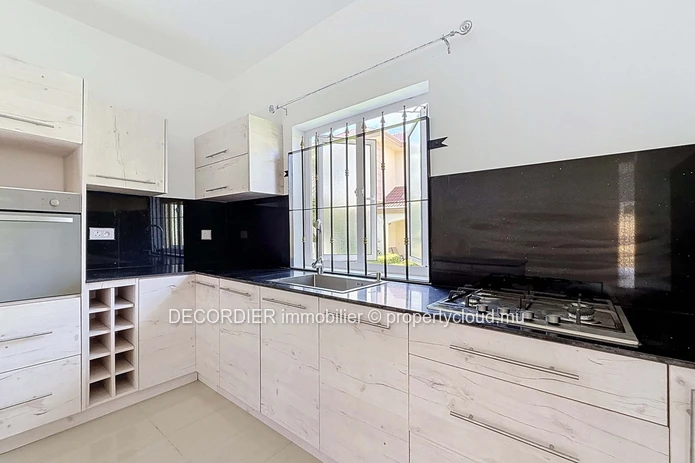 House for Sale – Pereybere