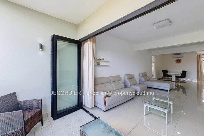 Spacious Apartment for Rent – Pereybère