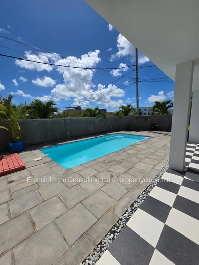 Belle villa moderne de 4 chambres a mon choisy