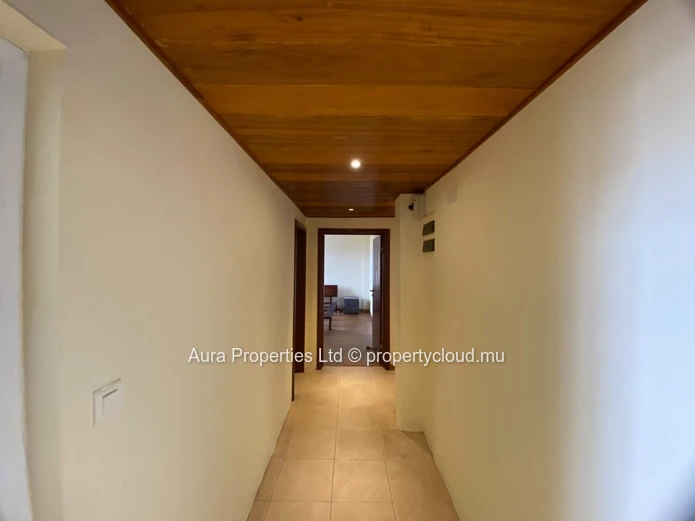 Spacieux 3 chambres 201m², grand séjour et cuisine équipée à Beau Bassin