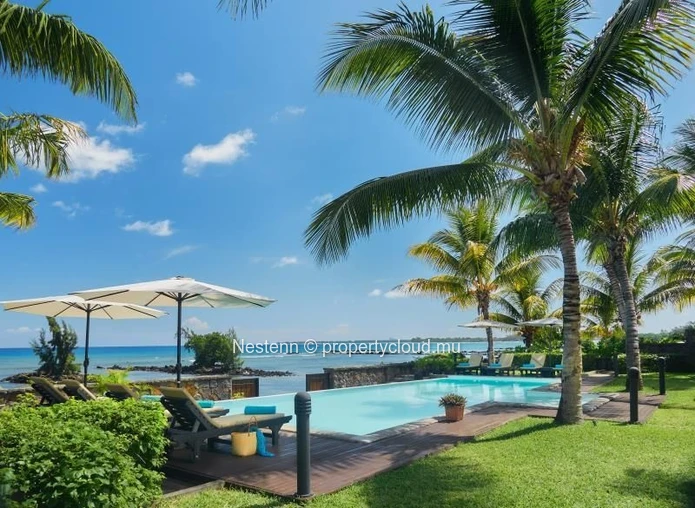 Penthouse Pied dans l'Eau à Louer – Pointe aux Biches