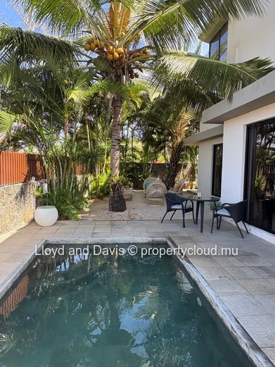 Luxury Triplex with Spacious Terraces