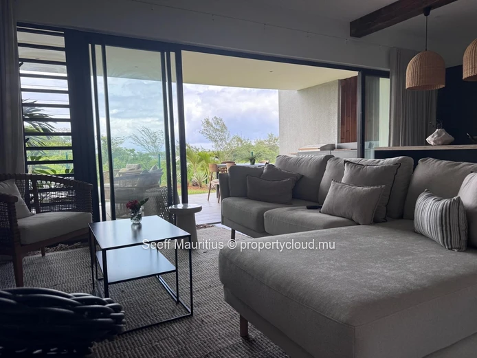 Appartement d'exception en rez-de-chaussée – Élégance, sérénité et art de vivre côtier 