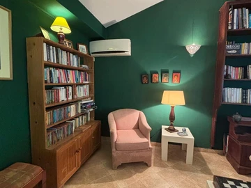 4 Bedroom Villa