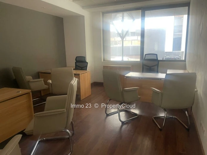 Big Office of 392 Square Meters