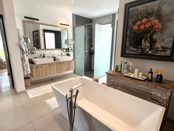 3 Bedroom Villa