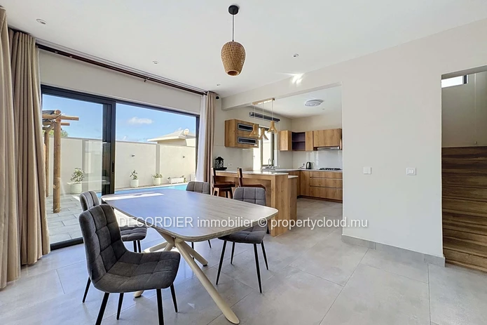 Charming family home in Calodyne – Comfort, space and tranquillity