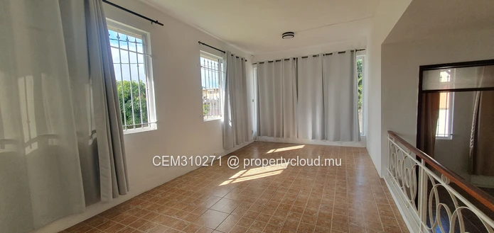 House for Sale – Heart of Vacoas 3 Bedrooms