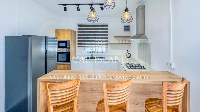 À Vendre – Deux Superbes Duplex au Cœur de Grand Baie