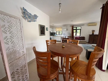 Elegant house with Rooftop Terrace for Rent in La Preneuse