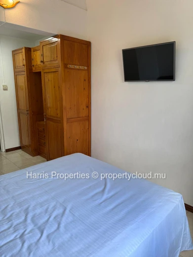 Beautiful Triplex for Rent in Pereybere