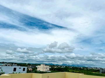 Luxurious 5-Bed Oasis with Pool in Pereybere, Grand Baie