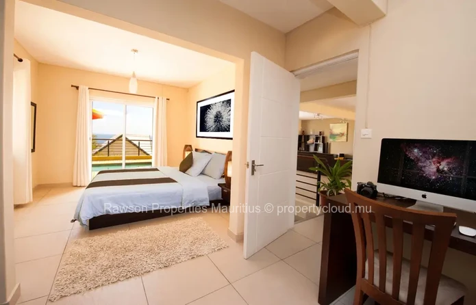 Duplex 4 chambres à vendre à Tamarin