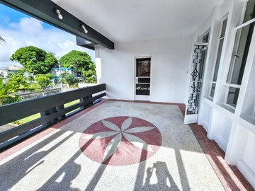 Maison de 6 Chambres
