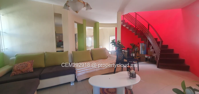 Maison de 3 chambres récemment rénovée avec vue imprenable à louer à Flic en Flac 