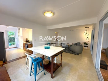 4 Bedroom Townhouse, Duplex