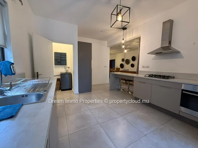 Location bel appartement de 3 chambres en rez-de-chaussée à Point de Mire, Tamarin – Ile Maurice