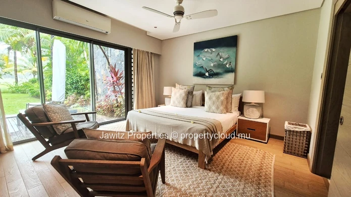 Contemporary residences  ideally located at the heart of Anahita Golf Estate.