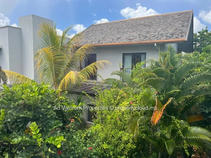 Appartement Townhouse Moderne à Vendre – La Balise Marina, Rivière Noire