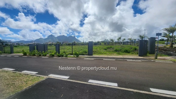 Prime land in l'Avenir 379.11 m² with mountain view situated in the smart city L'avenir St Pierre . Ideal for investm...