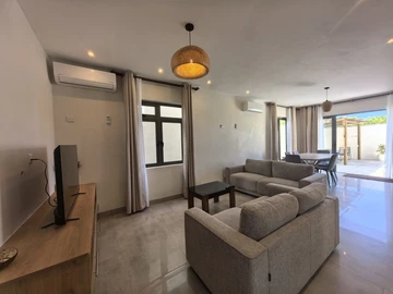 4 Bedroom Villa
