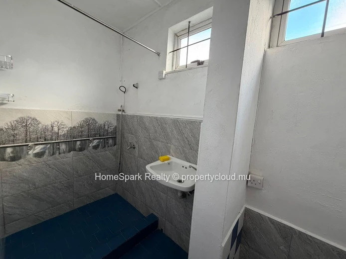 2-Bedroom Apartment for Rent – Rose Hill