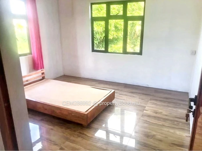 Deux maisons + pépinière à vendre - Quatre Cocos