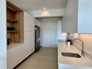 4 Bedroom Apartment