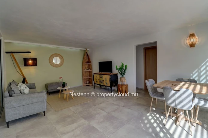 Charming villa in a secure residence in Pointe aux Piments