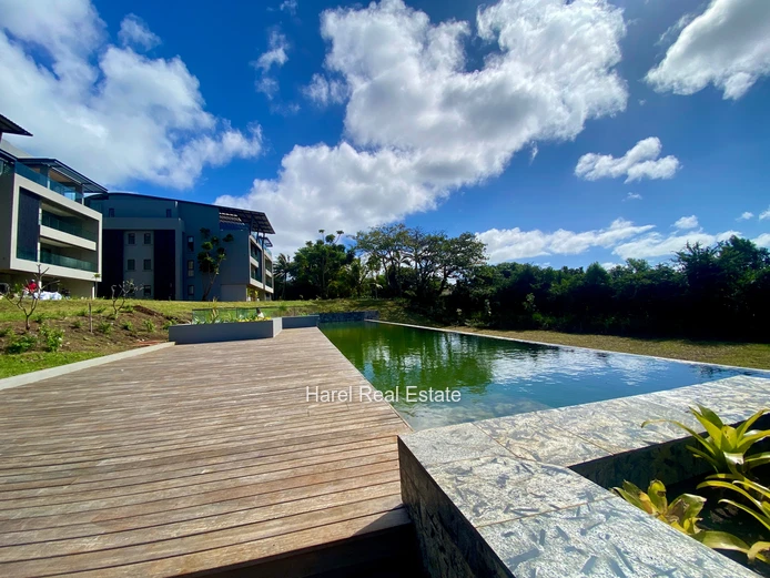 BRAND-NEW - UNFURNISHED or FURNISHED