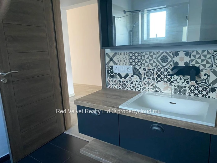 Luxueux penthouse en duplex à vendre à Sodnac, Quatre Bornes