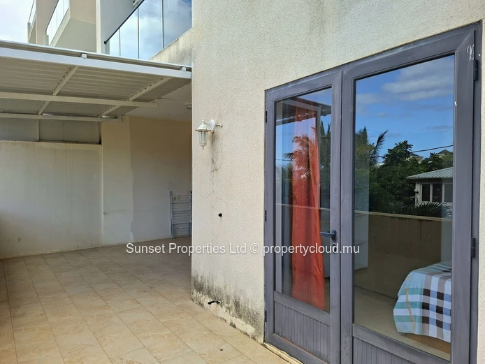 Apartment | 3 bedrooms | Shaded terrace