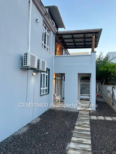 Immaculate 4-Bedroom Villa With a Swimming Pool for Rent in Cap Malheureux