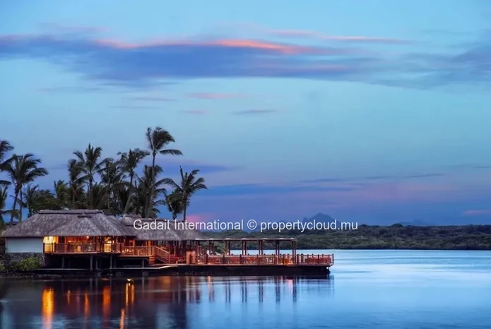 Luxury Villa for Sale in Mauritius – Exclusive Property with Private Beach, Pool and Permanent Residency – Gadait Int...