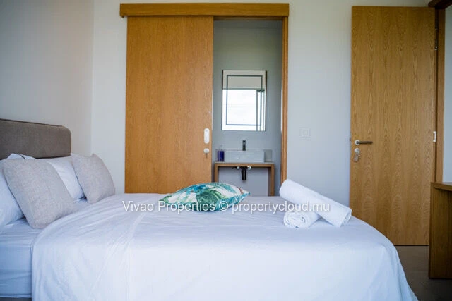 Appartement 2 chambres accessible aux non-mauriciens avec piscine à vendre à Péreybère