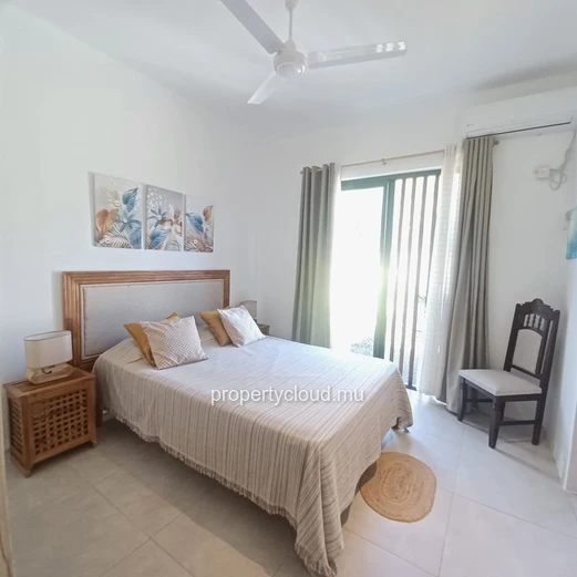 Tamarin – À vendre, villa récente 3 chambres avec piscine et vue dégagée