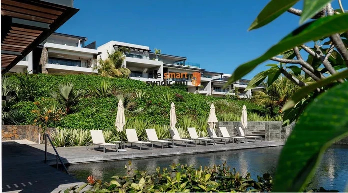 The Pinnacle of Luxury: An Exceptional Top-Floor Penthouse