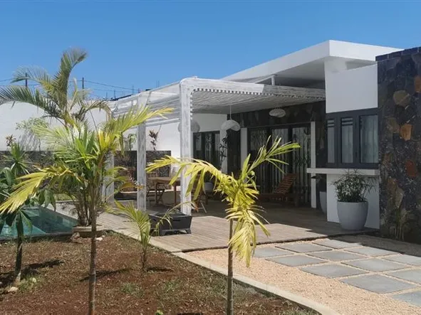Villa contemporaine de 3 chambres à coucher 
