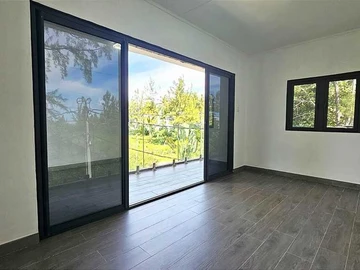 7 Bedroom House