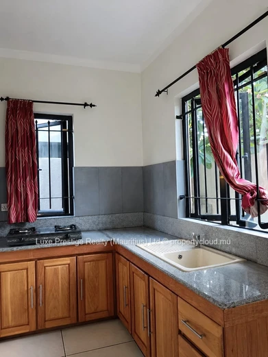 Villa 4 chambres avec piscine privée à Bain Boeuf | Location long terme | Rs 90,000
